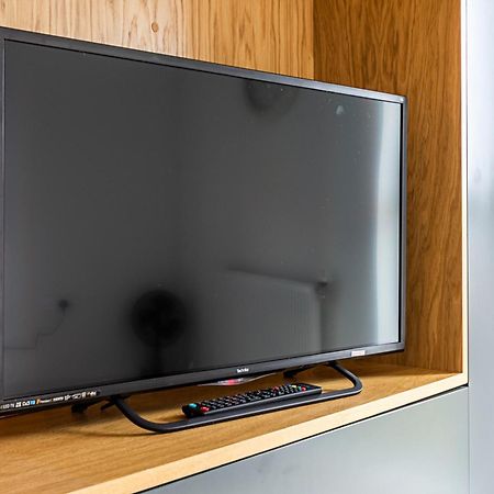 Chiswick Park 3 Bed 3 Bath West London - Parking Apartment Ngoại thất bức ảnh