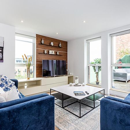 Chiswick Park 3 Bed 3 Bath West London - Parking Apartment Ngoại thất bức ảnh